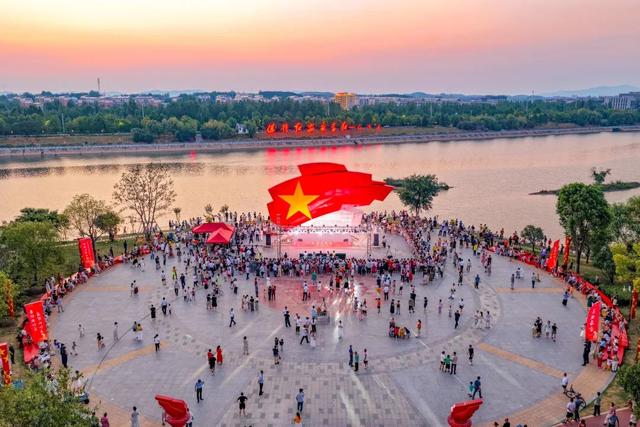 红安一广场，又将爆满！