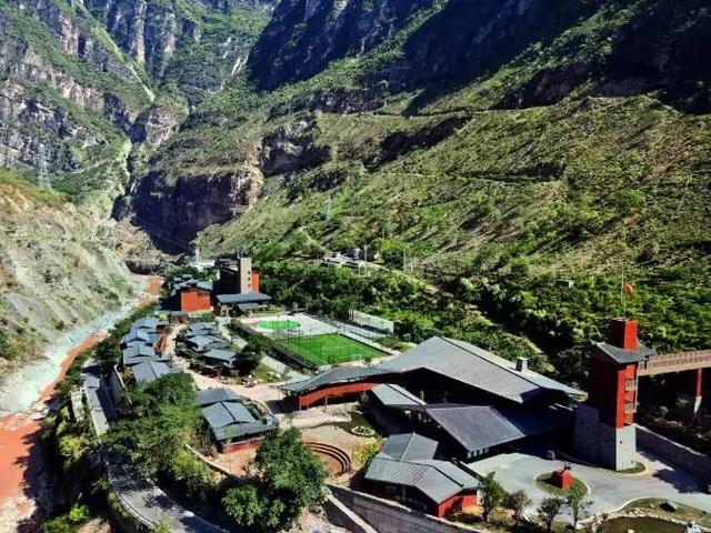 【跟着戏剧节游凉山】以戏剧为媒，探凉山之美（东线剧场）