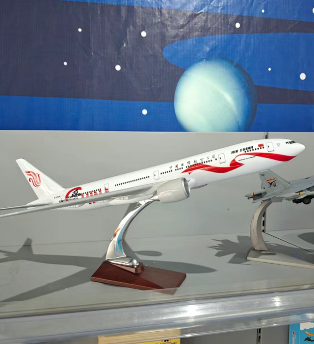 港视角丨速来get宝藏观机打卡地，一起“追飞机”！