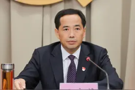 宿州市长王启荣，主动投案图片