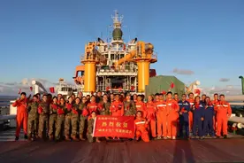 2570海里跨越马里亚纳海沟！专业救助船再护“神舟”赴苍穹图片