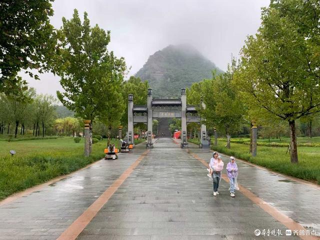 双节拍 | 秋雨绵绵华不注