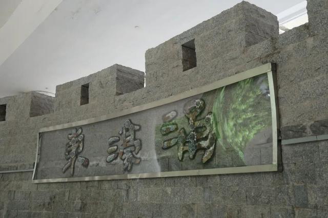 在东濠涌，赴一场与流水和清风的约会