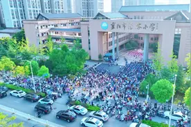 联“县”热推｜现场直击！湖北各地花式迎开学图片