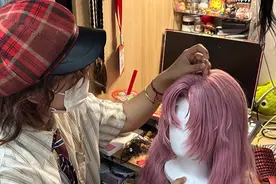 “毛娘”：尊重每一顶假发｜破“次元”新职人③图片