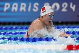 深读 | 叶诗文：我一度讨厌自己，但现在已经学会享受游泳图片