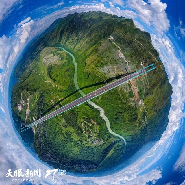 桥瞰黔景·桥景共生 | 桥旅融合1.0 典范坝陵河大桥：花样玩法解锁科技之美