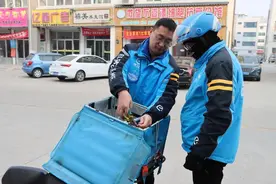 新春走基层丨奔跑的“小哥”，岁末依然在路上图片