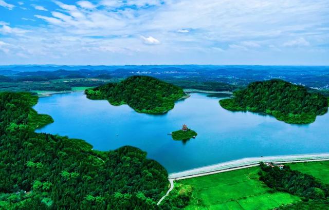 青睐绵阳，走北川过羌年，来三台战川超终场，文旅福利齐上线！