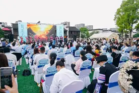 “19℃夏”盛邀“人间天堂”，咸丰文旅来杭推介图片