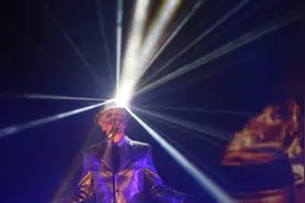 演唱会紧急避雷这件事！遭遇“镜头杀手”，演出方该赔偿吗？图片