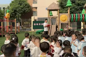 童心向党歌飞扬 江汉二桥幼儿园爱国情浓图片