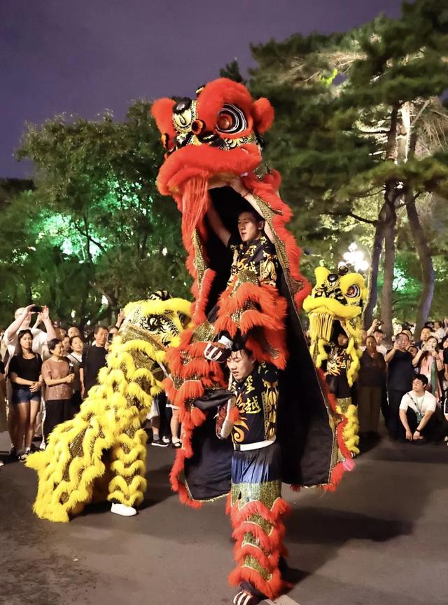 持续火爆！新民大街的创意玩法太多了！