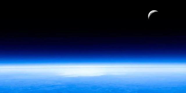 送黄景瑜上太空	，300万3分钟值吗？