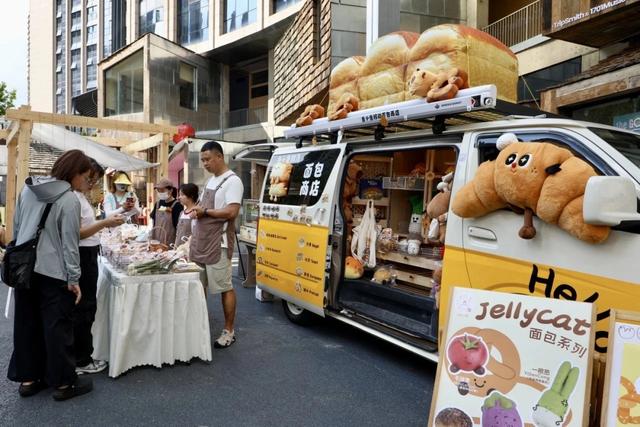 国际友谊小姐点赞阿云朵仓:这里是年轻人的“理想之地”