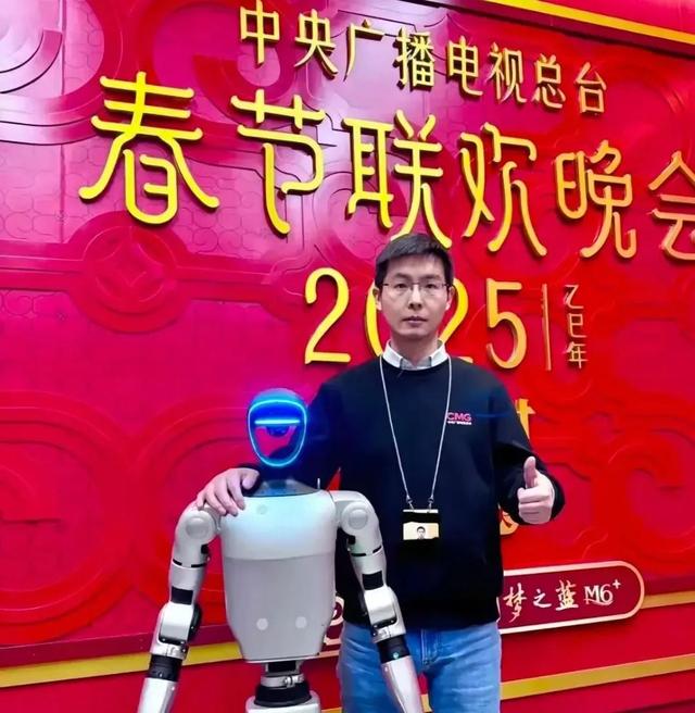 《人民日报》专访王兴兴:受到关注后压力比较大,过程会有起伏,最终会回归理性