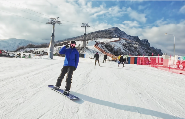 青睐绵阳 || 冰雪奇观+雪地撒欢！平武虎牙滑雪场即将开放，这个冬天等你来畅玩~