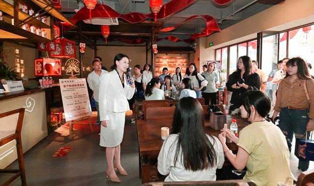 “四进”打通全域消费场景 贵州文旅商品销售模式创新升级