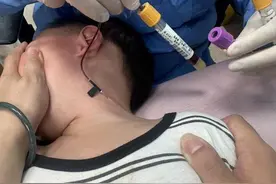 男童在网红店误食蟑螂药致心肌损害，涉事店铺回应图片