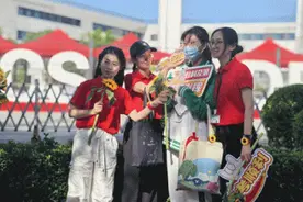 高考必胜！海淀这一幕幕太燃了！图片