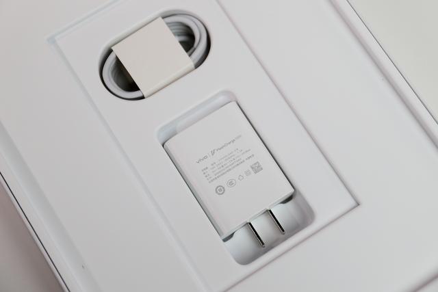 vivo Pad5e 平板电脑图赏：类纸护眼 + 长续航，学习娱乐全拿捏