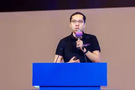 无问芯穹CEO夏立雪：激活异构集群算力资源，做AI模型算力的“超级放大器”图片
