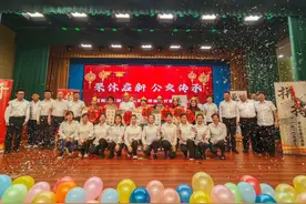 济南公交集团举办退休职工集体生日会图片