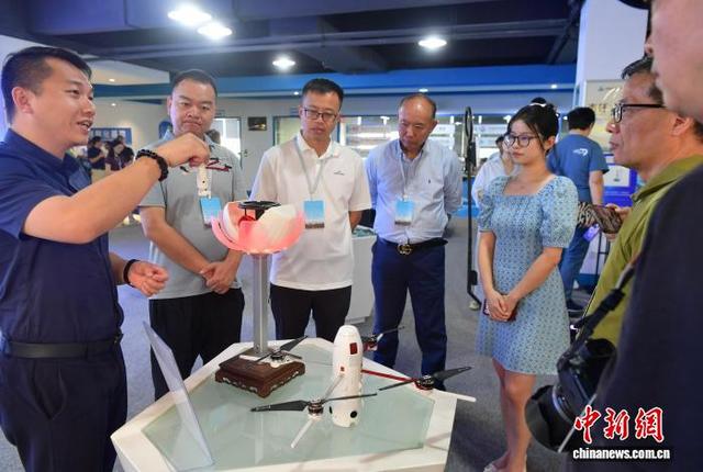 海外华媒漳州行：感受千年古城工业与文化魅力