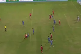 “苏超”越位冤案😂苏州队读秒绝杀被吹！三连平仍无缘首胜图片