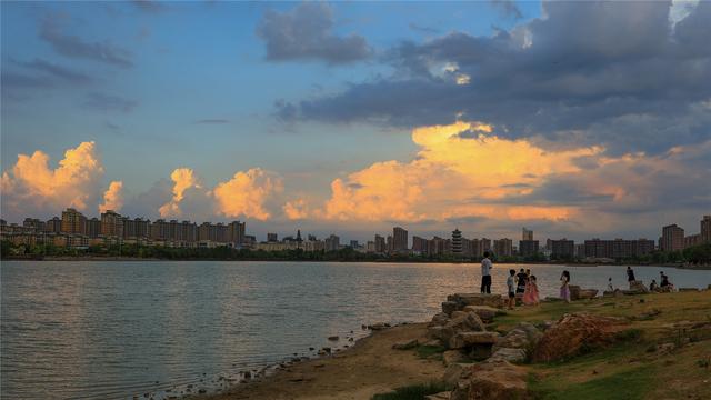 商视界丨柘城县：雨后容湖别样美