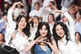 顶级“回忆杀”！何洁黄雅莉合唱《爱你》，尚雯婕刘力扬破除谣言图片