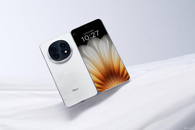 兼容苹果的天花板！OPPO Find N5凭实力出圈