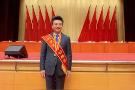 喜报！张春景荣获 “北京市劳动模范”称号图片