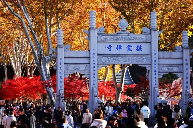 此时此刻，最美的栖霞山！