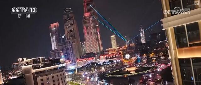 绝美灯光秀点亮上合国家文化交流“城市会客厅” 彰显中华传统文化与现代科技之美
