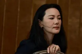专访演员咏梅：跟束缚自己的东西抗争是一辈子的事图片
