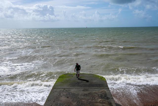 （外代一线）英国：海边休闲