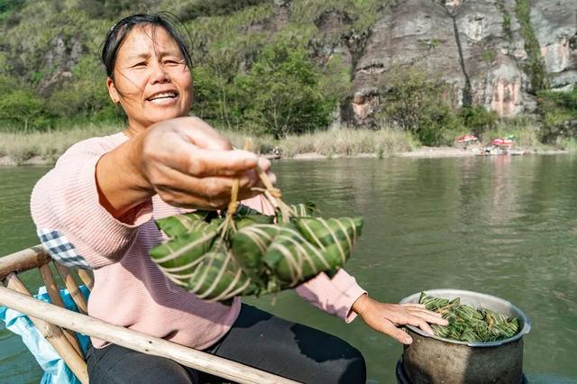 国庆游龙虎山终极指南：门票优惠+潮玩新品+食宿行全攻略，一篇就够！