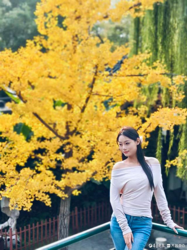 金秋时节的五龙潭