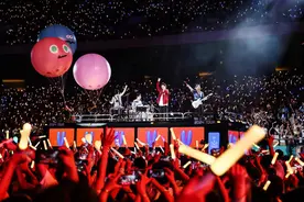 欢聚六夜！七月，“五月天”与你约定深圳龙岗~图片