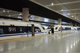 增班次 优服务 江苏多部门护航春运归家路图片