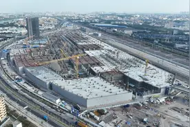 广州白云站枢纽工程大朗客整所上盖完成桩基承台施工图片