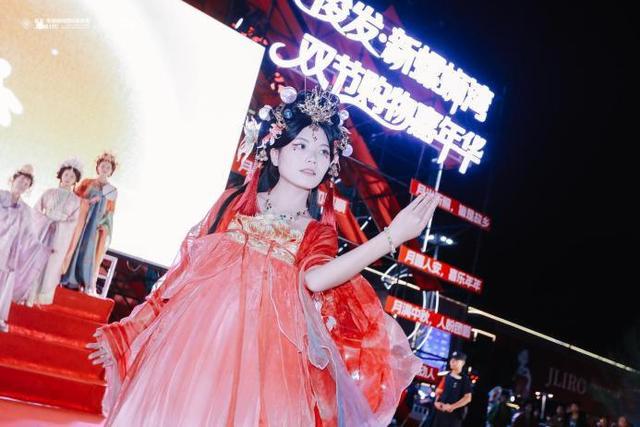 俊发·新螺蛳湾双节嘉年华圆满收官：商旅文融合激活城市消费新场景