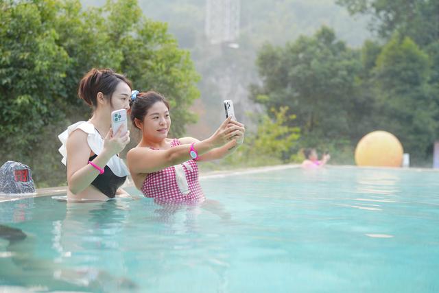 图片新闻｜北碚：寒冬时节温泉热