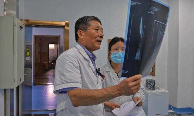 山东医生在云南开启“第二人生” | 在云南样样好