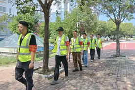 济阳街道柳行社区开展“红袖章”治安巡查志愿服务活动图片