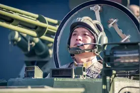 东部战区：4次立功，4个“特级”，这个“大师傅”有点牛！图片