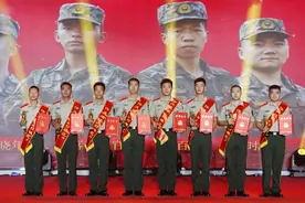 离别之际，致敬军营里最可爱的你图片