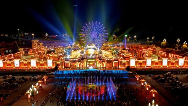 四川的夜，原来需要“漫游”