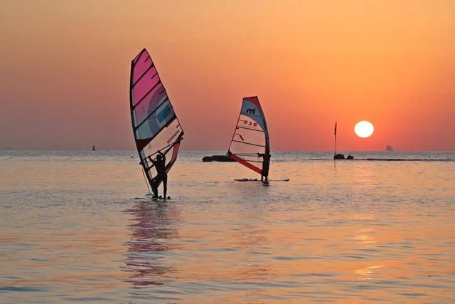 这个冬天，总要来青岛看一场日出吧！